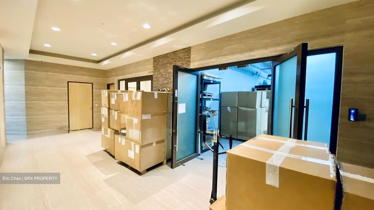 Tai Seng MRT (D19), Warehouse #509799531